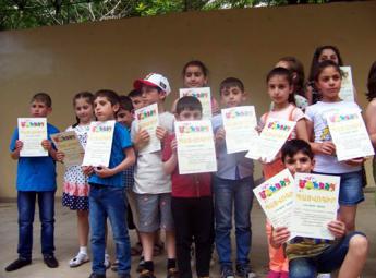 «Մարի» հրատարակչությունը տոնական մթնոլորտում պարգևատրեց «Փոքրիկ նկարիչներ» մրցույթի հաղթողներին (տեսանյութ)