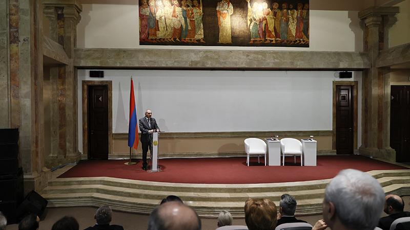 Հանրային խորհուրդը պետք է լինի  մտագրոհի տեղ, որտեղ կլինեն քննարկումներ երկրի զարգացման ռազմավարությունների և կոնկրետ հարցերի վերաբերյալ. վարչապետ