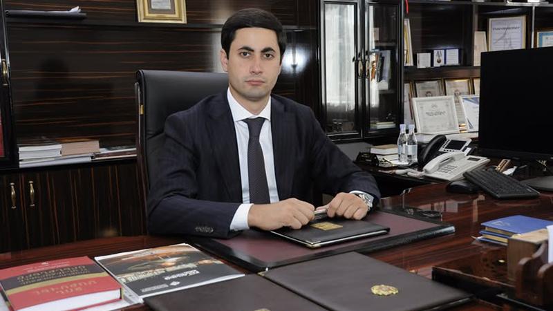 Շենգավիթ վարչական շրջանի ղեկավարը աշխատանքային պարտականությունները դադարեցնելու որոշում է կայացրել