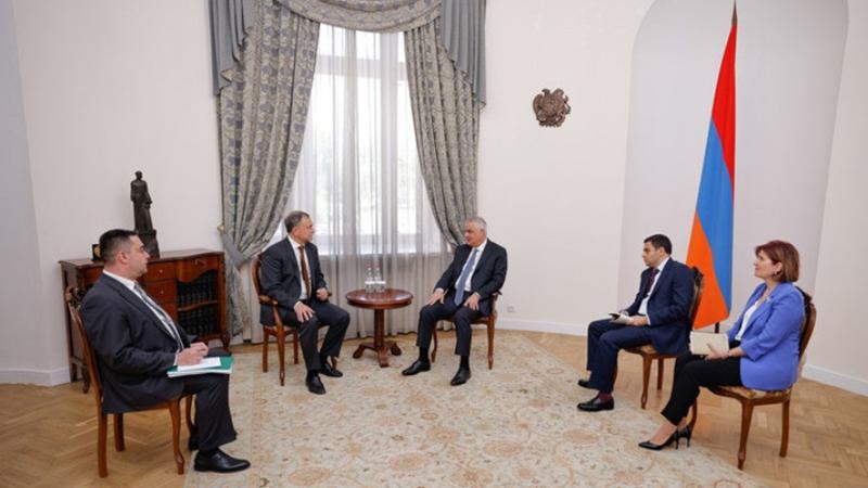 Մհեր Գրիգորյանը և Ռուսլան Դավիդովը քննարկել են ԵԱՏՄ շրջանակներում մաքսային կարգավորման ոլորտում առկա համագործակցությունը