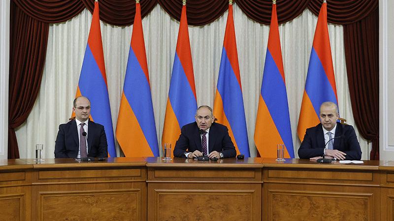 Վարչապետն ԱԱԾ աշխատակազմին է ներկայացրել նորանշանակ տնօրենին