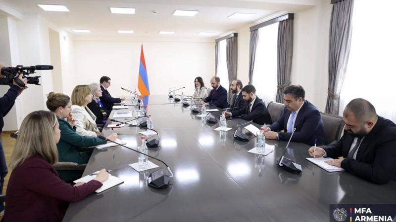Արարատ Միրզոյանն ԱՄՆ պետքարտուղարի տեղակալի հետ քննարկել է «Թրամփի ուղին»