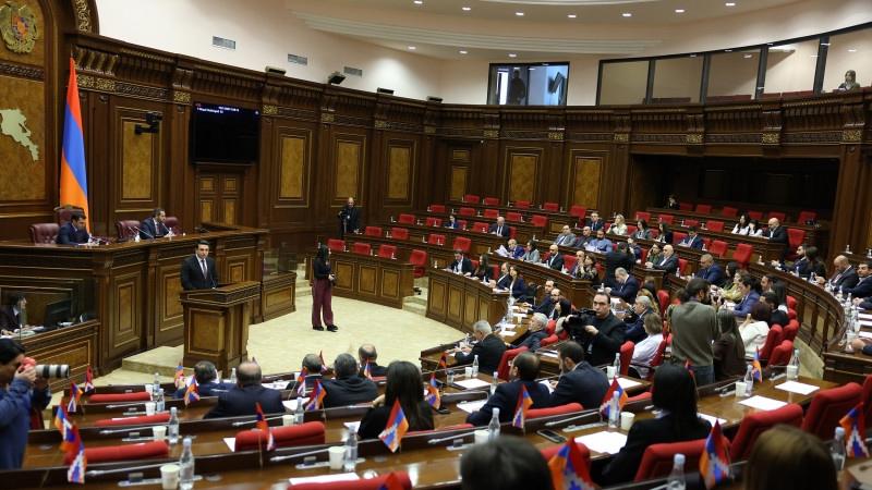 ԱԺ-ն երկրորդ ընթերցմամբ նախագծեր է քննարկել, այդ թվում՝ հունվարի 27-ը Հայրենիքի պաշտպանության համար զոհվածների հիշատակի օր սահմանելու նախագիծը