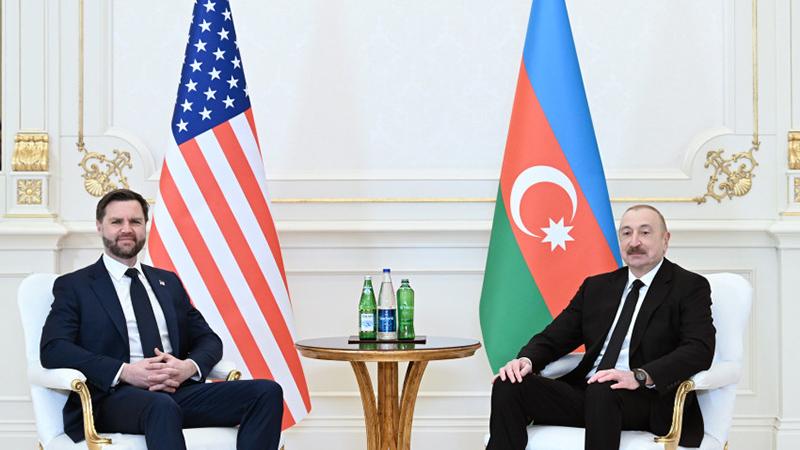 Բաքվում մեկնարկել է Իլհամ Ալիևի և Ջեյ Դի Վենսի ընդլայնված կազմով հանդիպումը