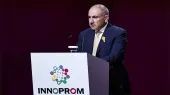Премьер-министр принял участие в пленарном заседании на тему «Индустрия 360. Производство без границ», которое проходит в Екатеринбурге, и выступил с речью.