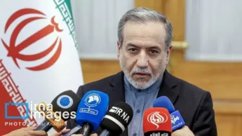 Il n'y aura pas de négociations entre l'Iran et les États-Unis tant que les menaces se poursuivent, a déclaré Araqchi.