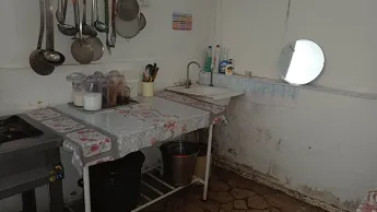 The operation of the children's camp kitchen has been suspended.