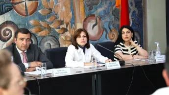 На заседании общественного совета при министре здравоохранения обсуждались законодательные реформы в области психиатрической помощи и обслуживания.