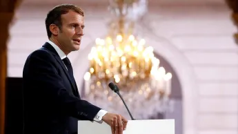 Macron ist sich sicher, dass die Angriffe auf den Iran nicht zu einem Regierungswechsel in der Republik führen werden.